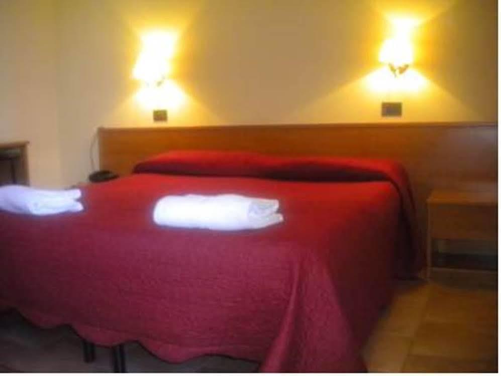 Hotel Benvenuti Флоренция Екстериор снимка